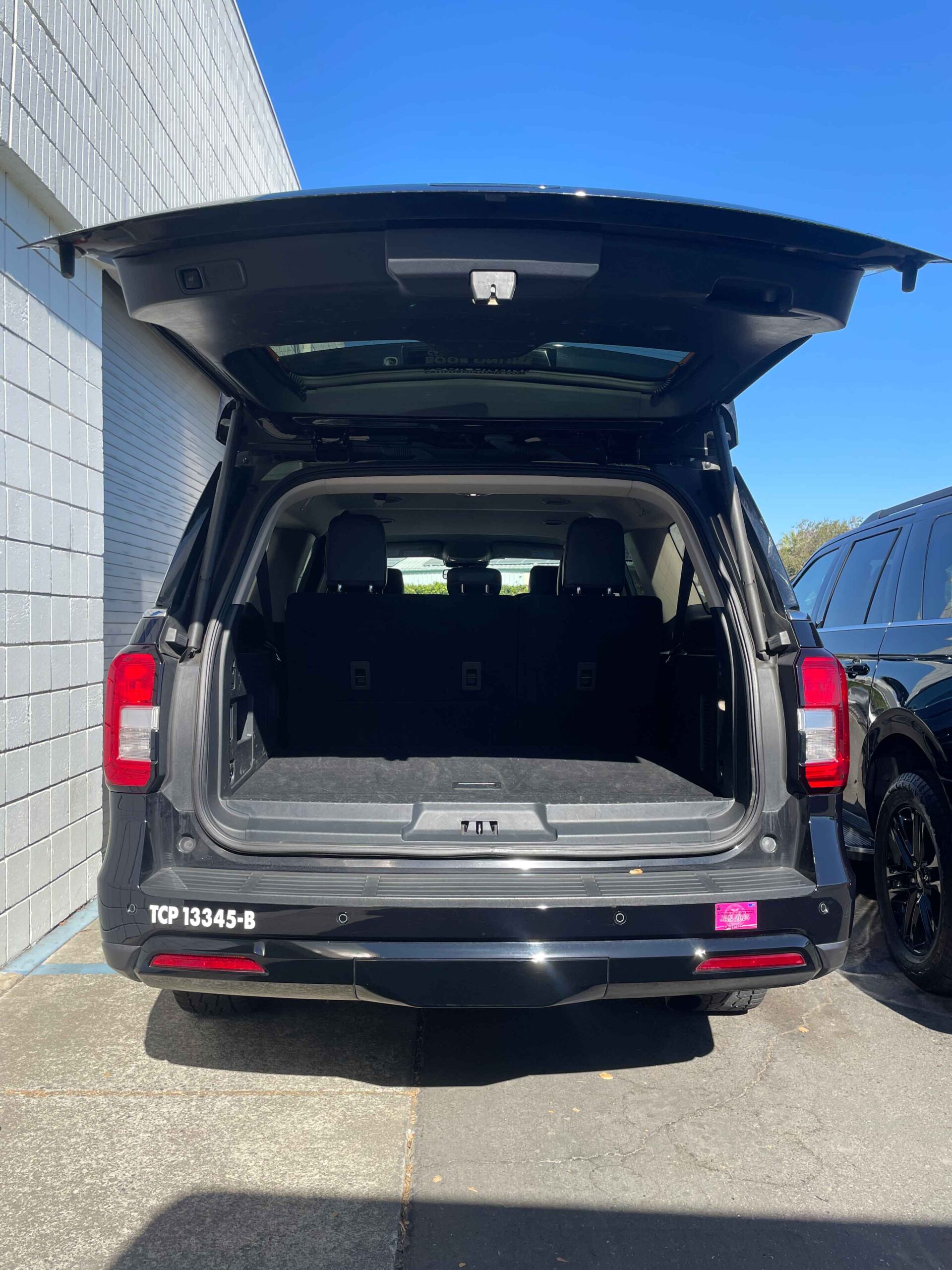 SUV-exterior-scaled Berkeley Limo Services